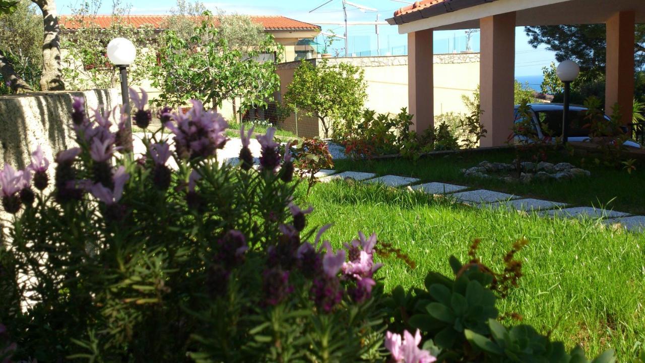 마리나디카메로타 Borgo Marinaro B&B 외부 사진