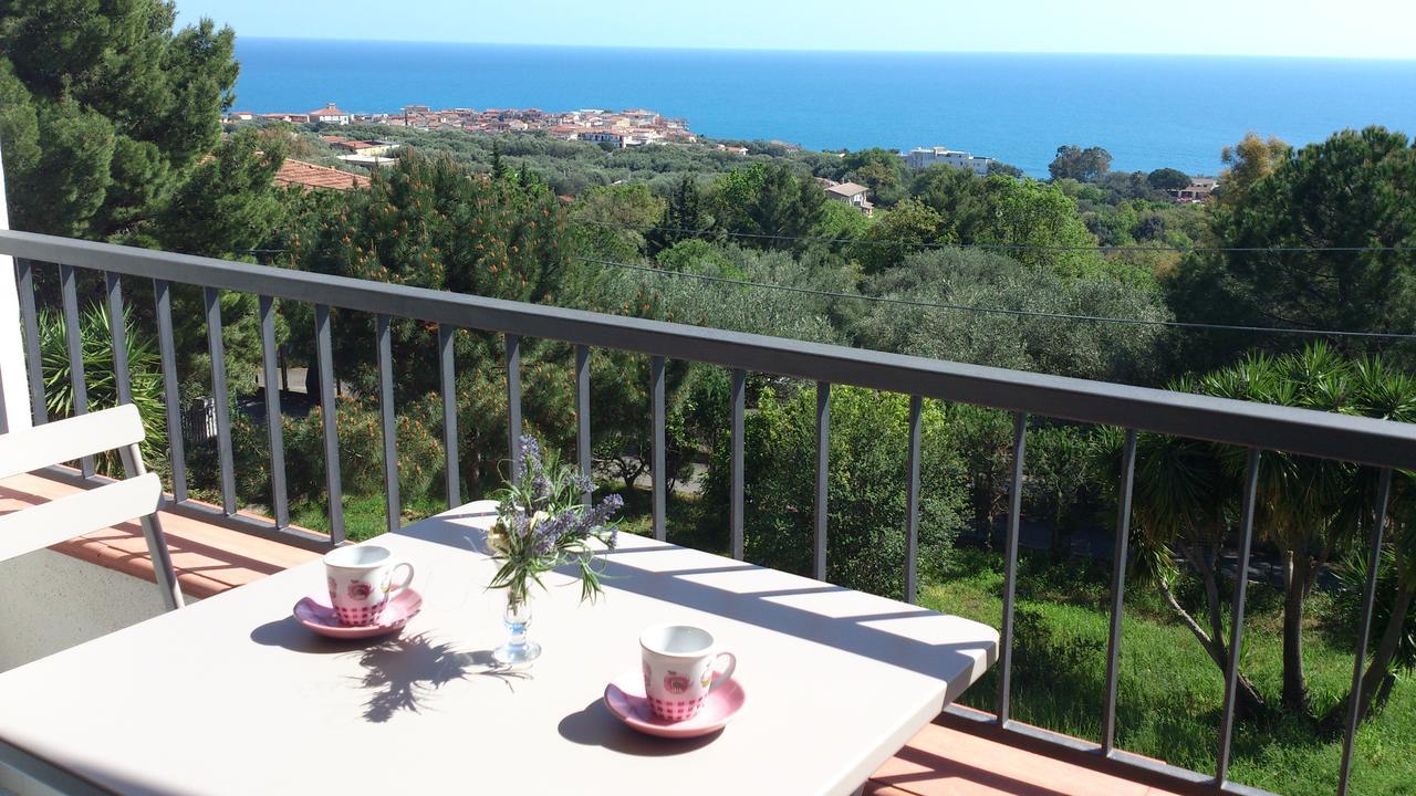 마리나디카메로타 Borgo Marinaro B&B 외부 사진